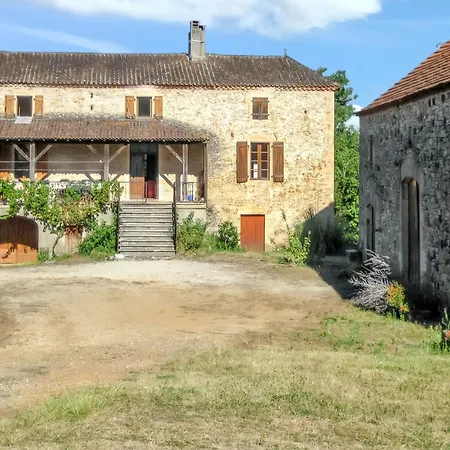De 4 Avec Piscine Privee Et Terrasse Amenagee A Lherm (Lot)
