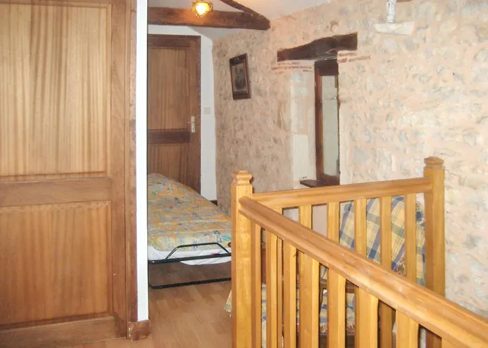 Villa De 4 Avec Piscine Privee Et Terrasse Amenagee A Lherm (Lot)