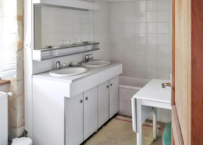 Villa De 4 Avec Piscine Privee Et Terrasse Amenagee A *