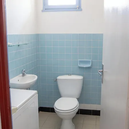 Charmante Pres De Avec Piscine Privee